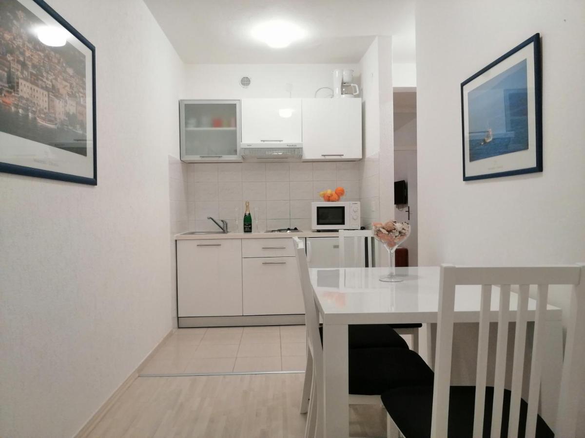 Apartment Aria Baska Voda Ngoại thất bức ảnh